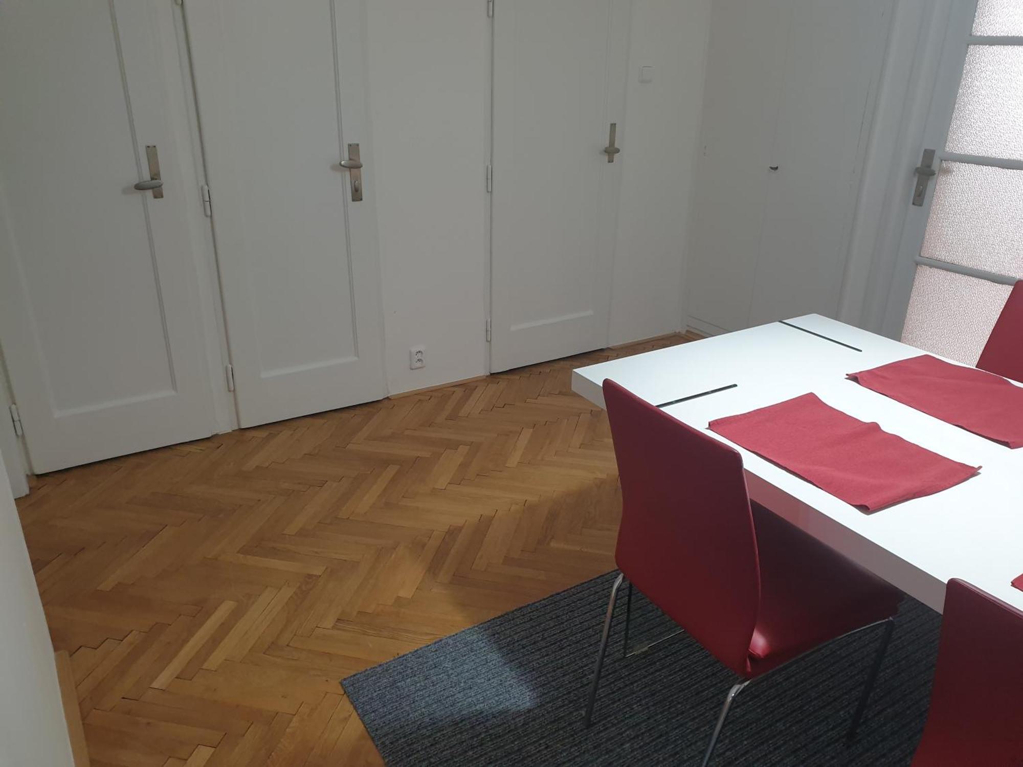 Newly Refurbished Central Prague Exterior photo